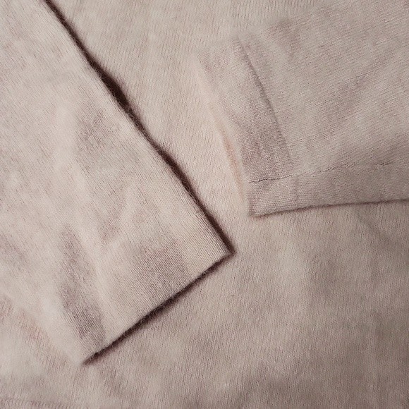 EUC Angora wool Liz Claiborne women's peachy pink crewneck lambwool sweater, M - Picture 6 of 6